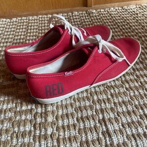 2012 Limited Edition Taylor Swift Red Keds